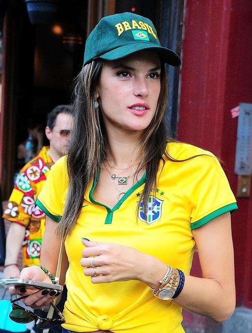 巴西足球名模